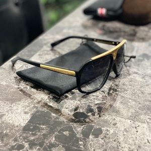 Louis Vuitton Evidence Sunglasses